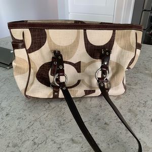Coach pocketbook- excellent condition